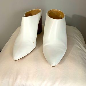 Express White open back Mules ♥️